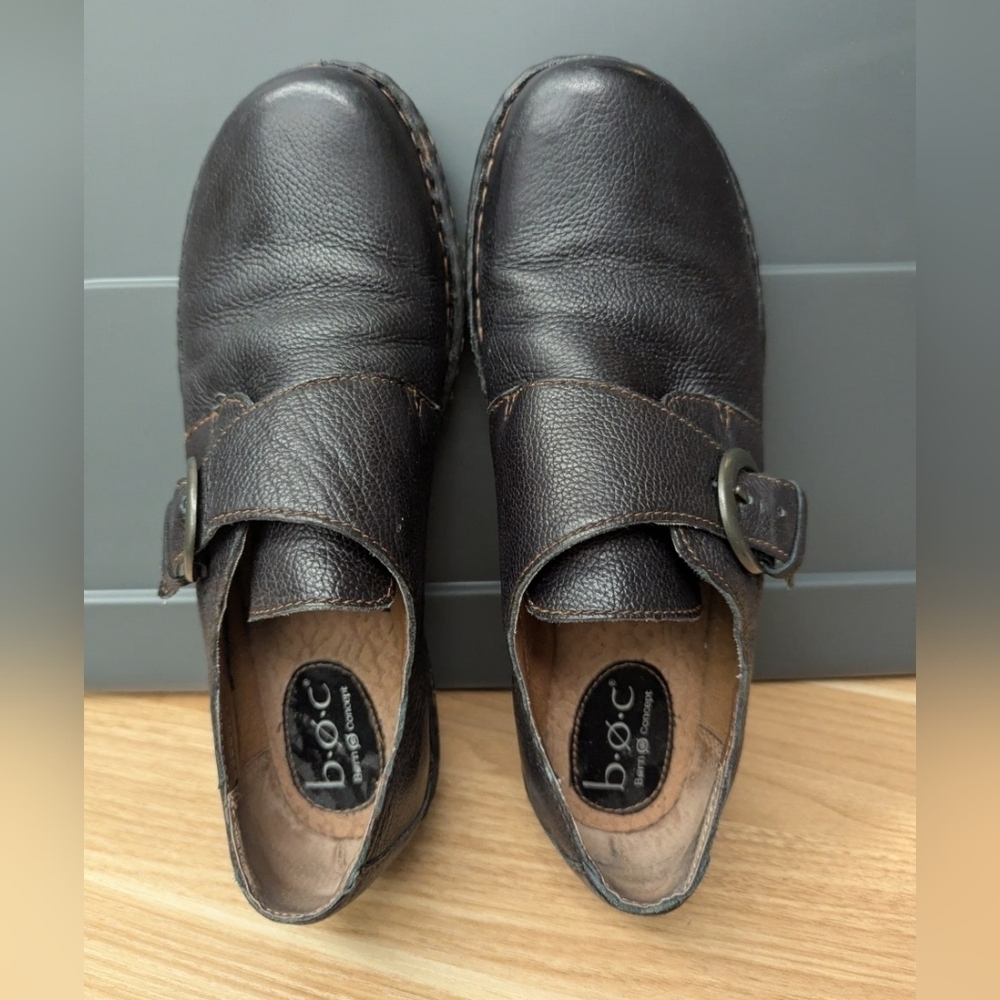 Boc Born Concept women's size 9 black leather slip ons